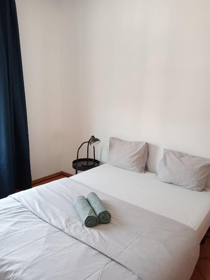 Cacilhas Mini Hostel Bagian luar foto