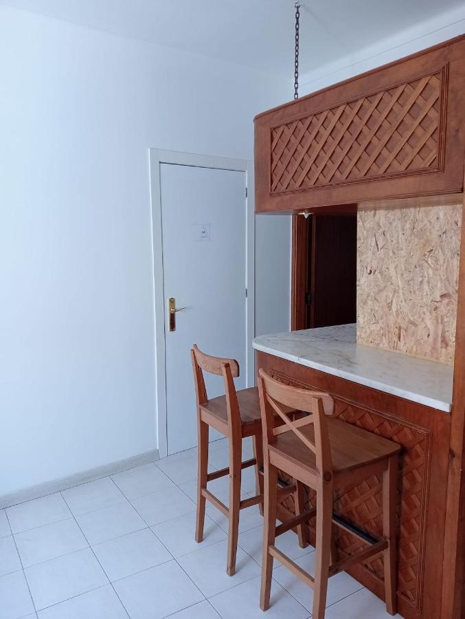 Cacilhas Mini Hostel Bagian luar foto