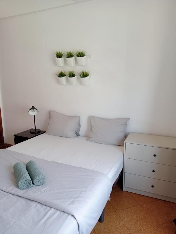 Cacilhas Mini Hostel Bagian luar foto