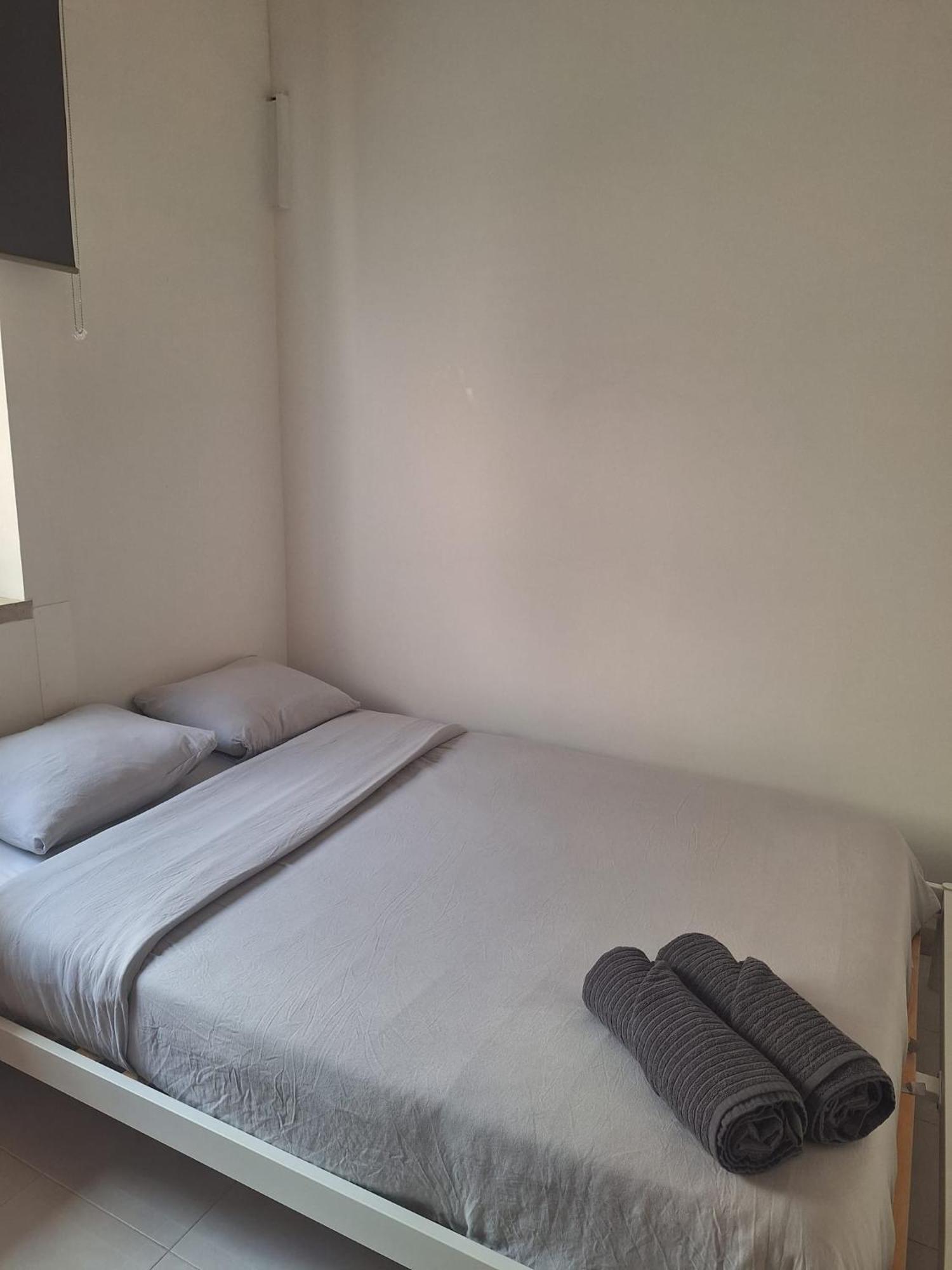 Cacilhas Mini Hostel Bagian luar foto